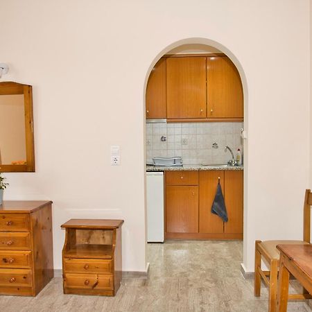 Villa Nikos Karamolegkos Kamari Kültér fotó