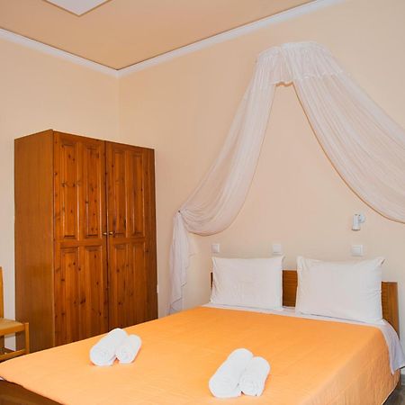 Villa Nikos Karamolegkos Kamari Kültér fotó