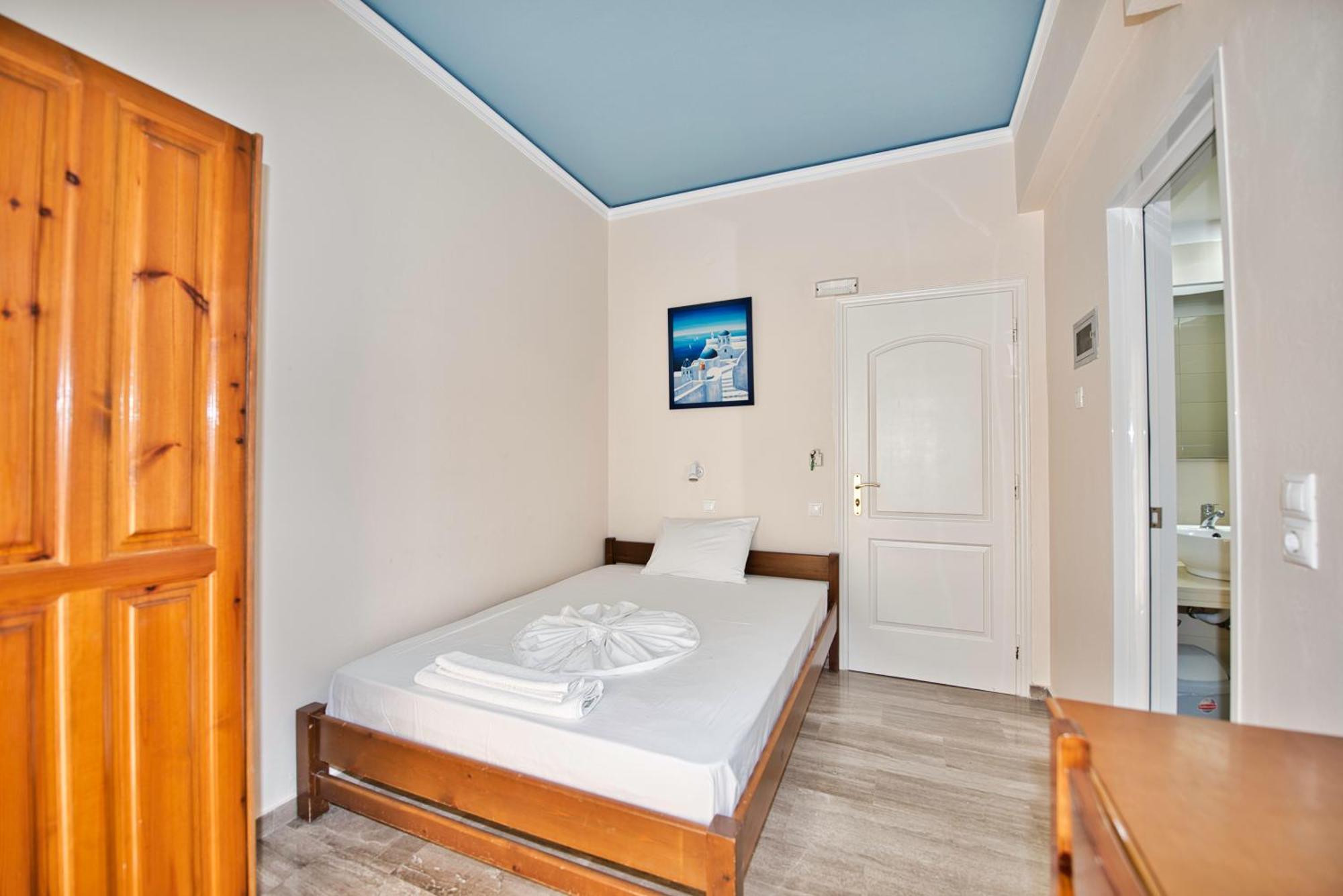 Villa Nikos Karamolegkos Kamari Kültér fotó