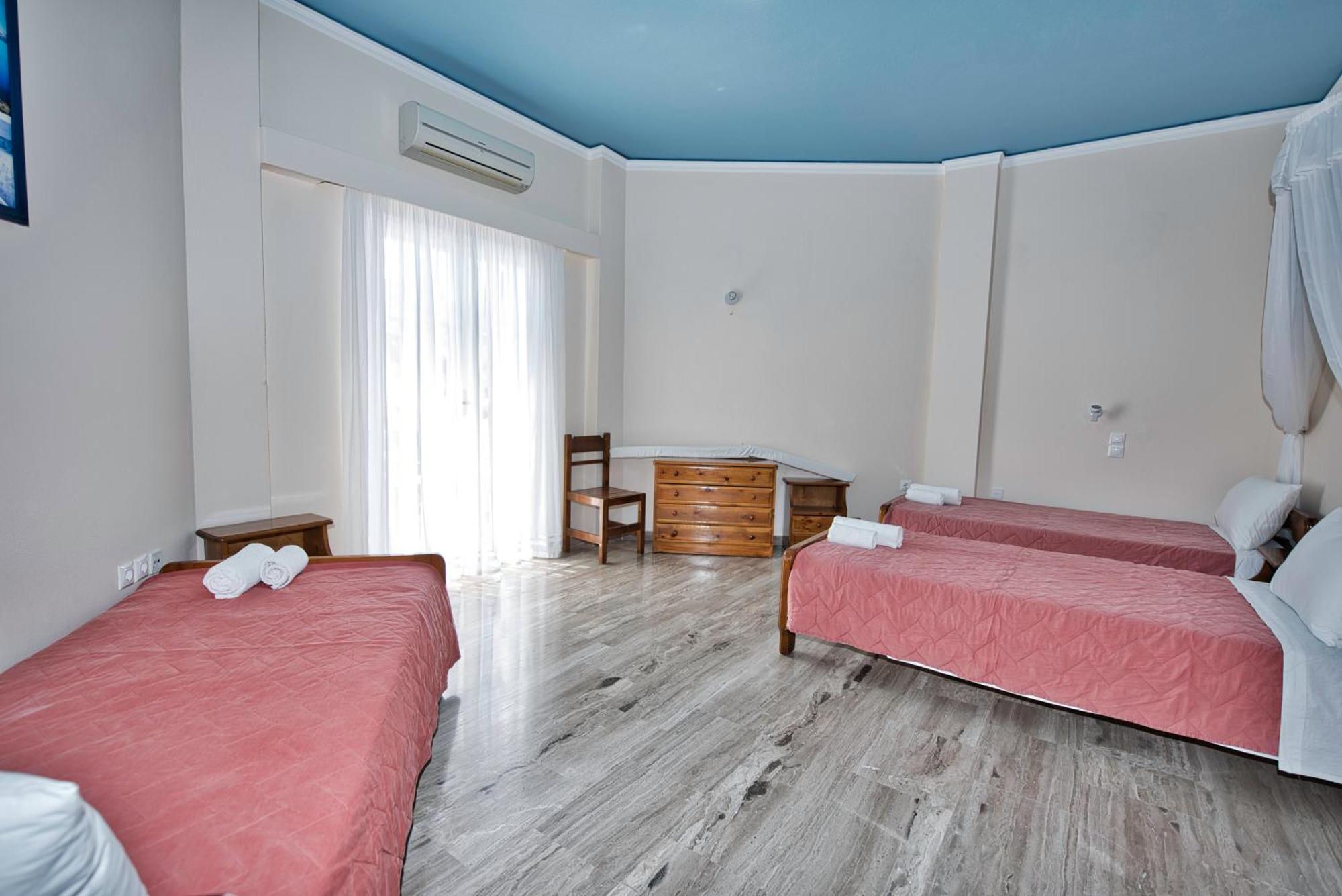 Villa Nikos Karamolegkos Kamari Kültér fotó